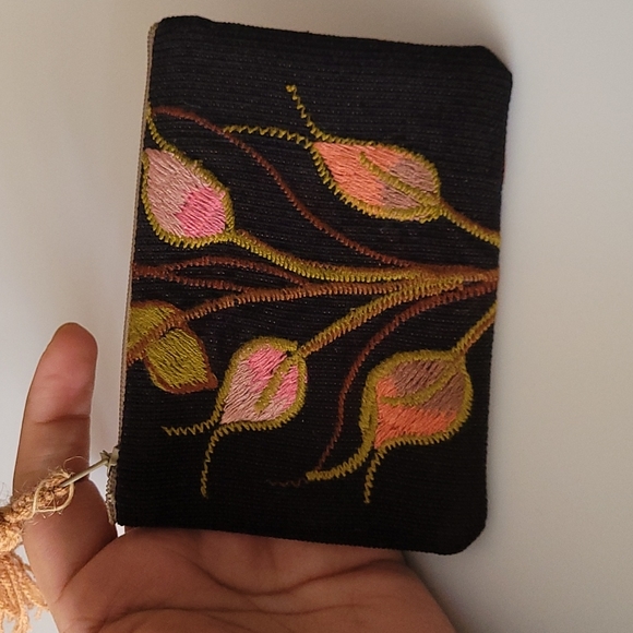 Handmade Cotton Purse - Picture 5 of 6